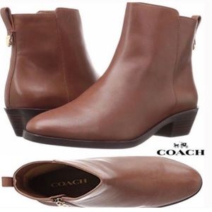 COACH Carmen Brown Leather Side Zip Ankle Booties  Size 6